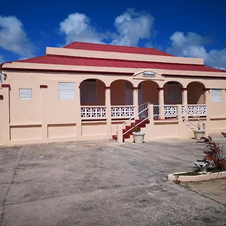 Ventnor House Apartments Bridgetown Buitenkant foto